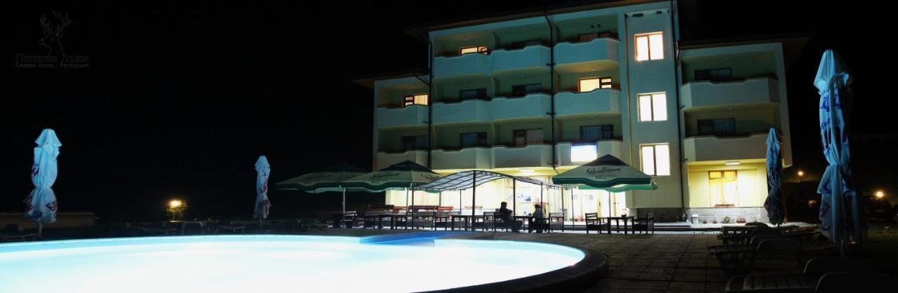 Hotel Restaurant Popini Laki Яґодіна Екстер'єр фото
