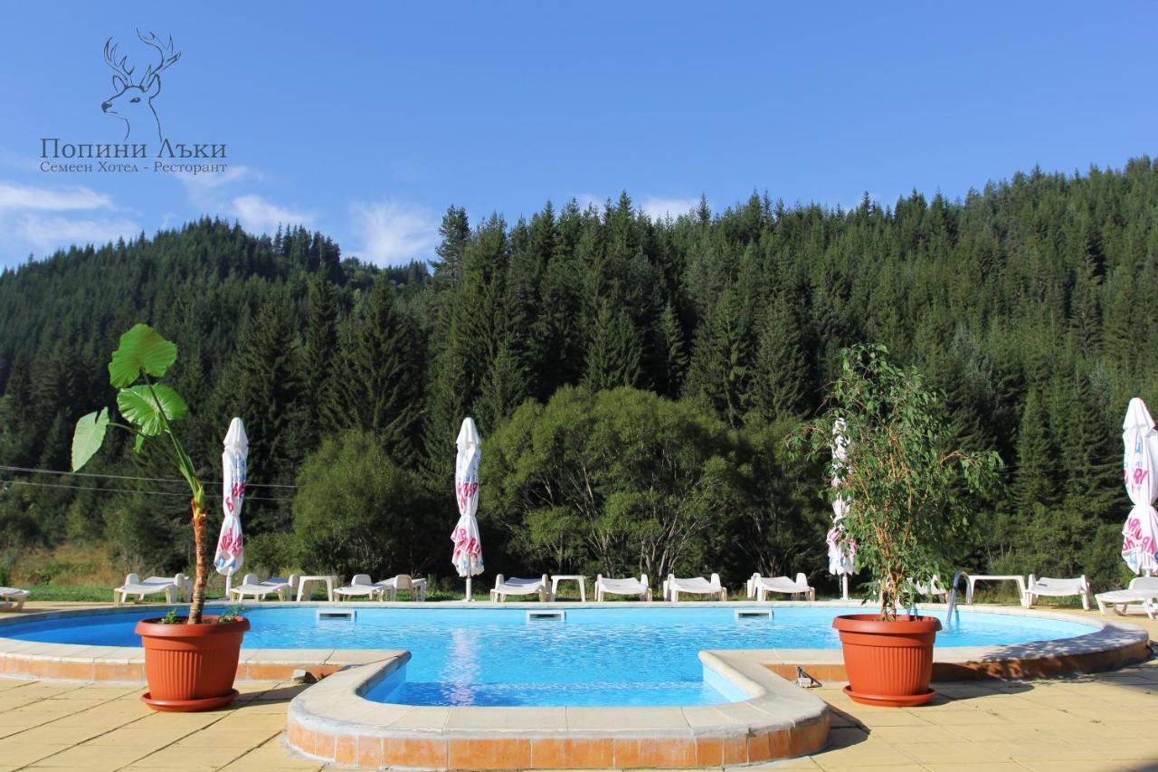 Hotel Restaurant Popini Laki Яґодіна Екстер'єр фото